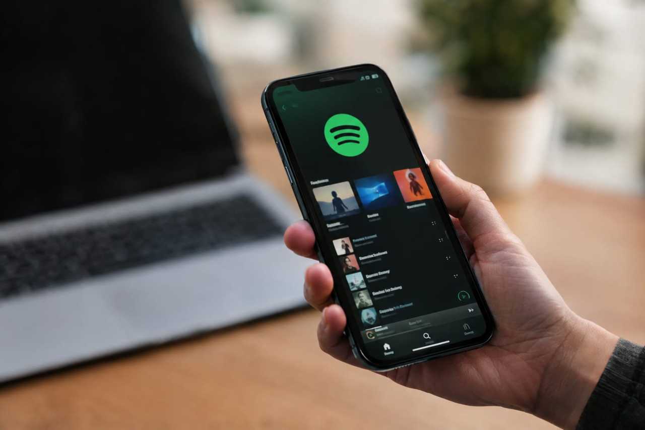 Spotify's Subscriber Numbers Just Beat Expectations. Here's Why That Matters More Than You Think.